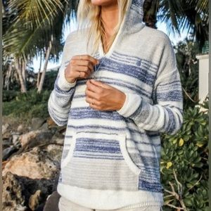 Beautiful Beach Pullover
